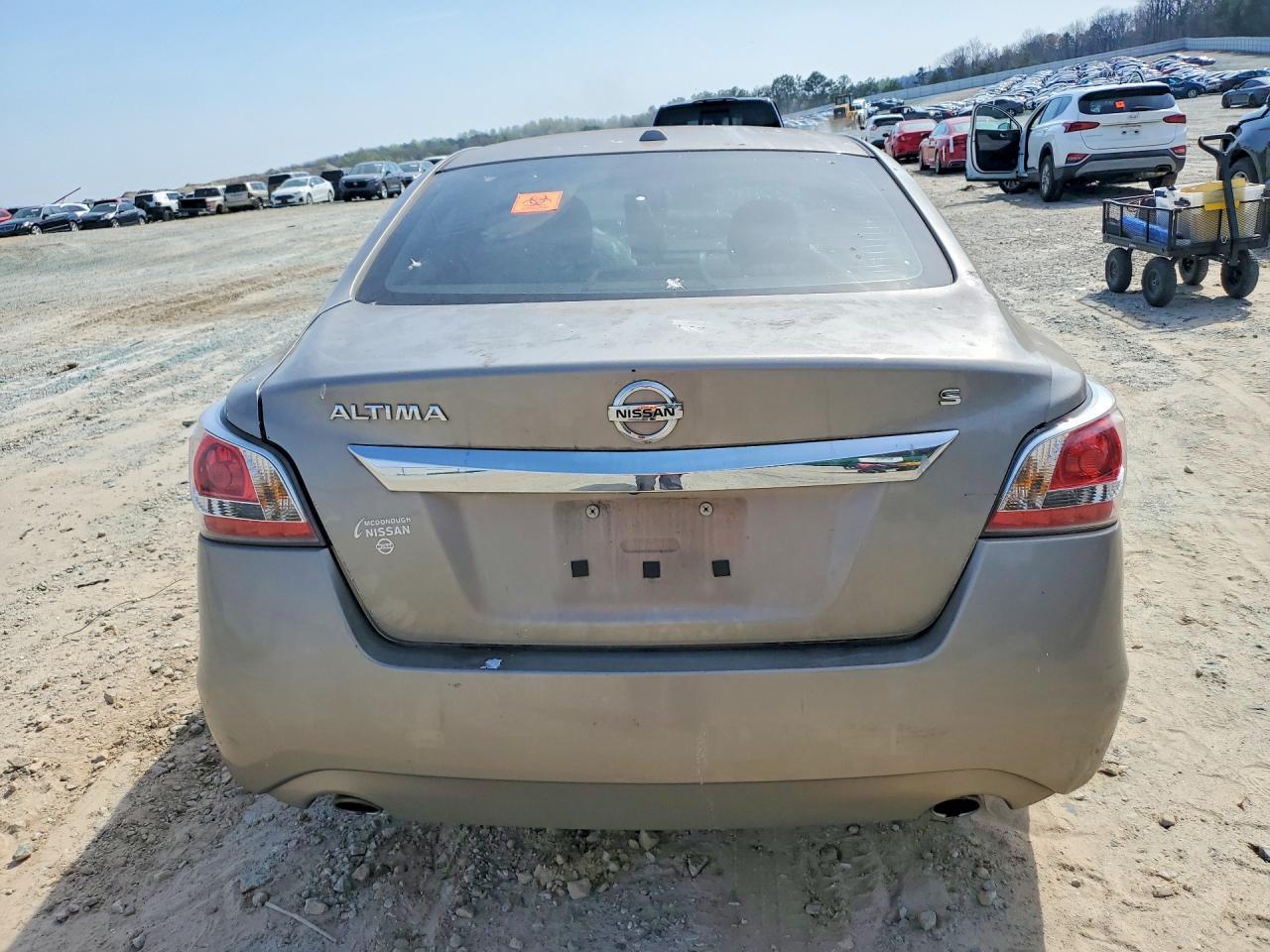 2015 Nissan Altima 2.5 S - Фото 6