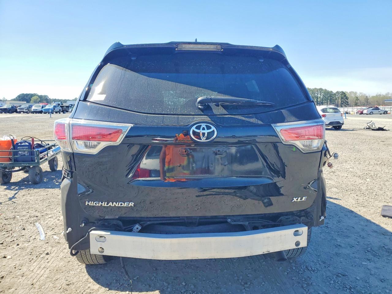 2015 Toyota Highlander Xle - Image 6