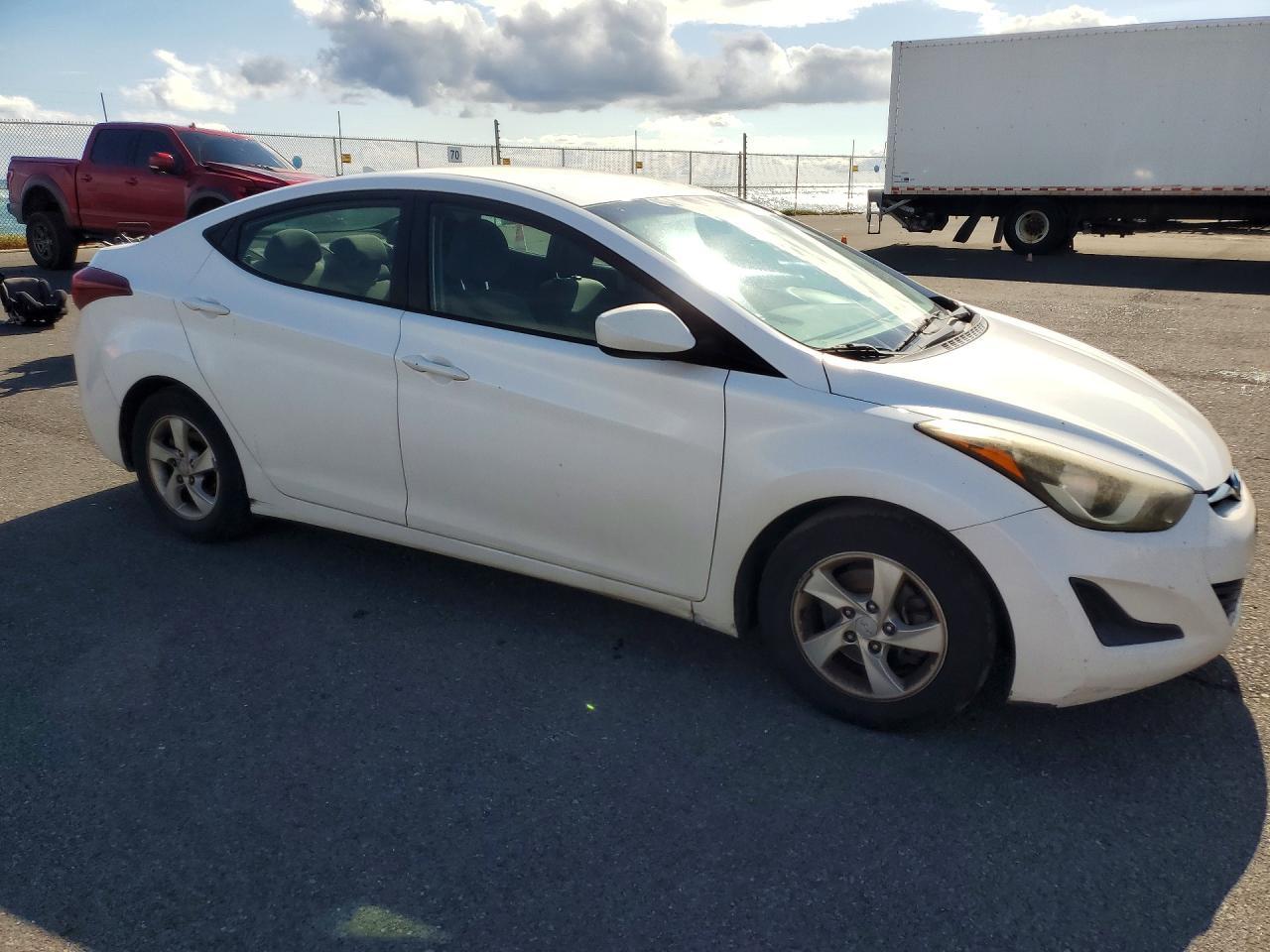 2014 Hyundai Elantra Se - Фото 4
