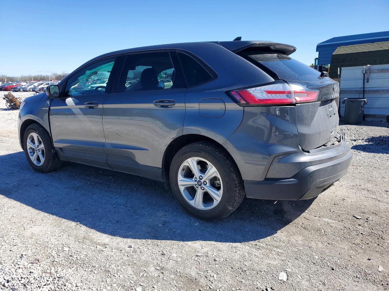 2021 Ford Edge Se - Image 2