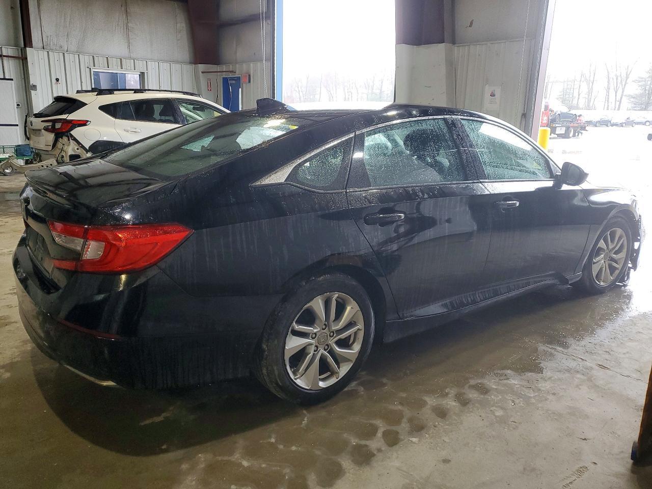 2018 Honda Accord Lx - Фото 3