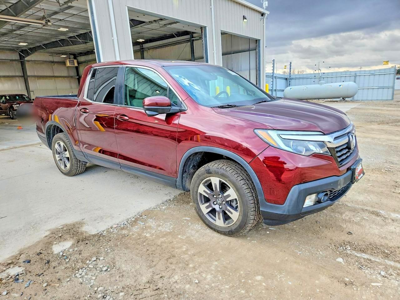 2019 Honda Ridgeline Rtl - Image 4