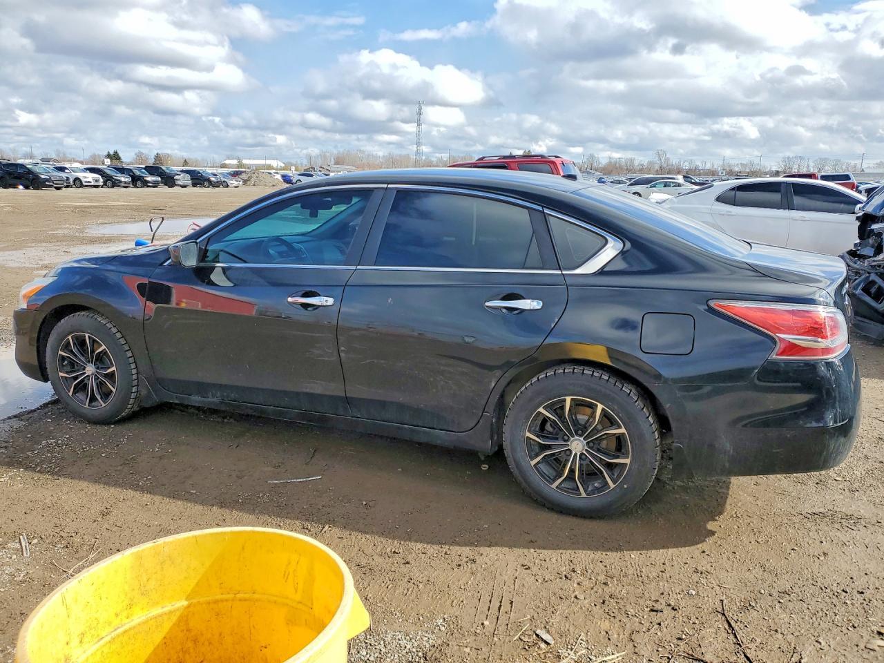 2015 Nissan Altima 2.5 S 4Dr - Image 2