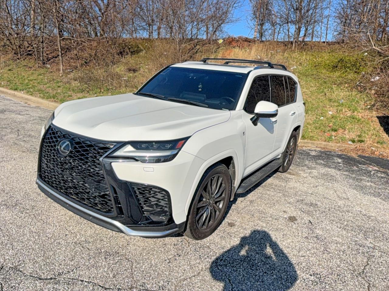 2022 Lexus Lx 600 F Sport Handling - Фото 2
