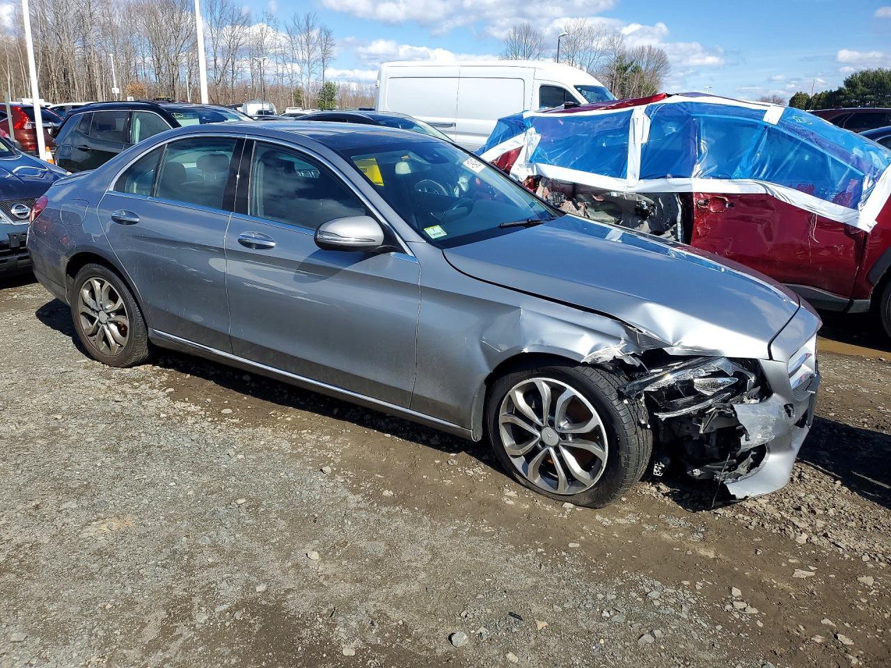2016 Mercedes-Benz C 300 4Matic - Image 4