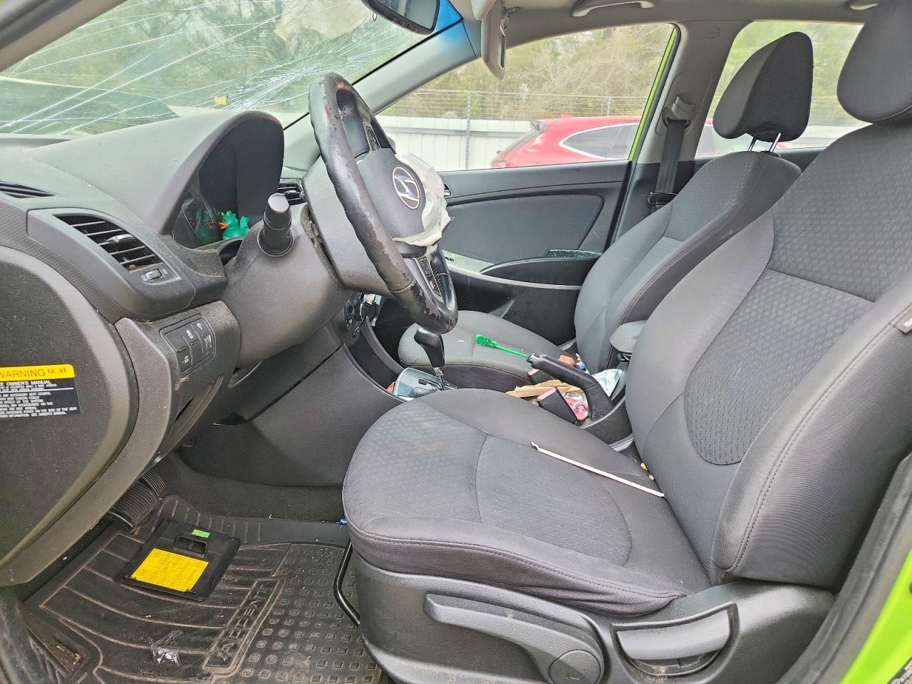 2013 Hyundai Accent Se - Фото 7