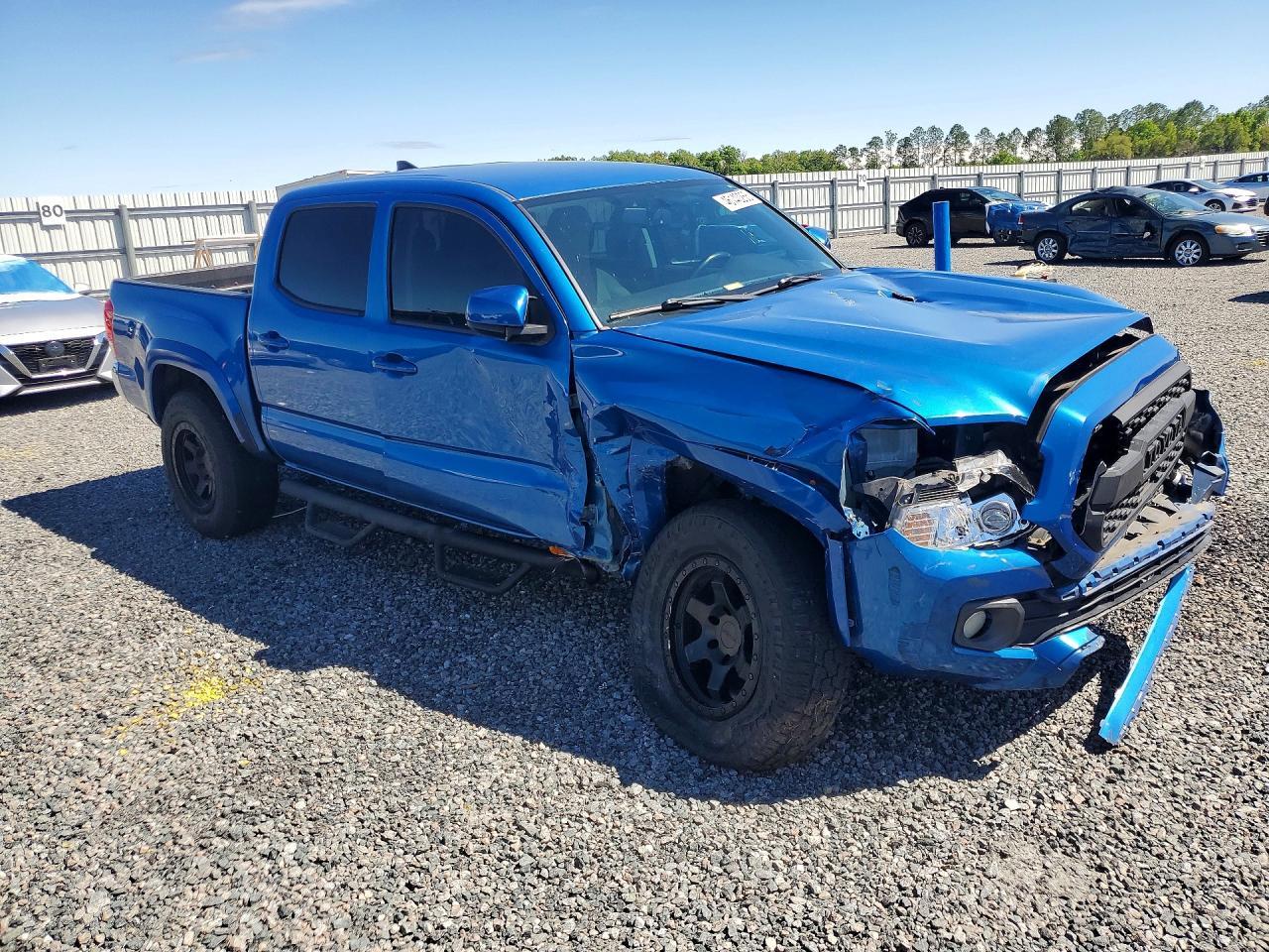2017 Toyota Tacoma Sr5 V6 - Image 4