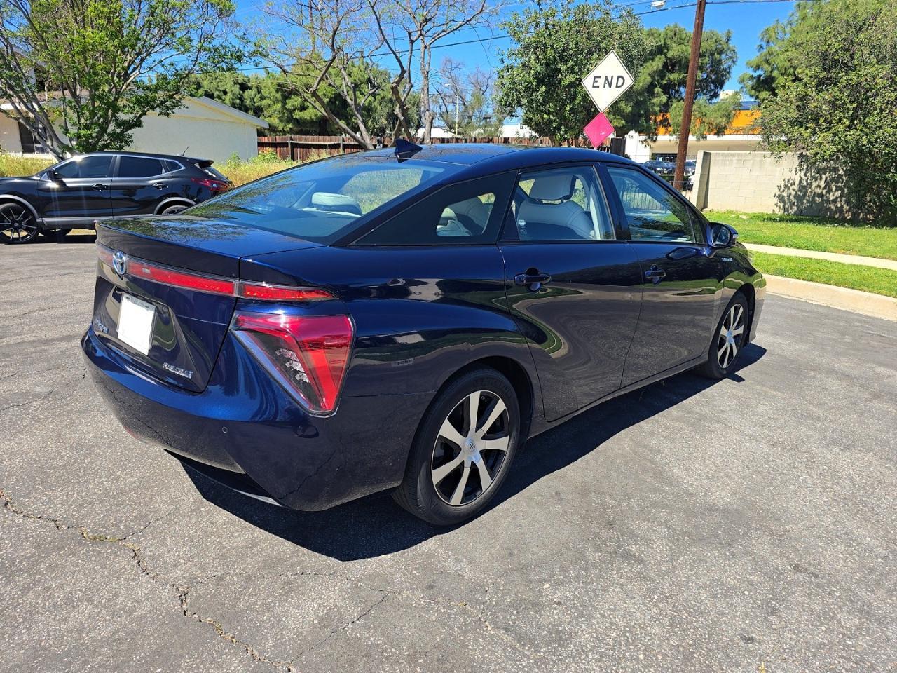 2020 Toyota Mirai Base - Image 4