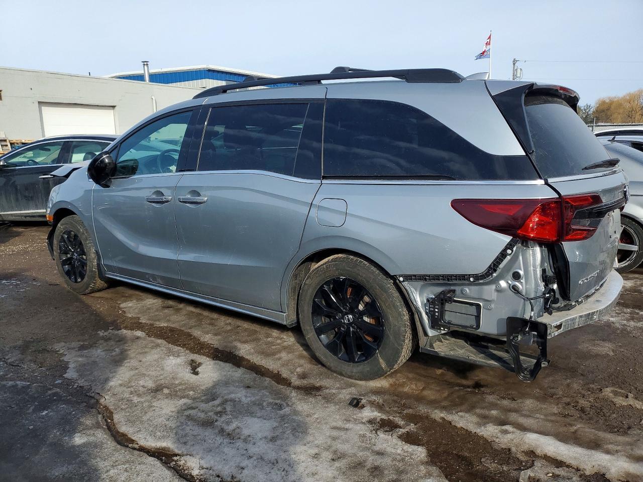 2025 Honda Odyssey Sport-L - Image 2