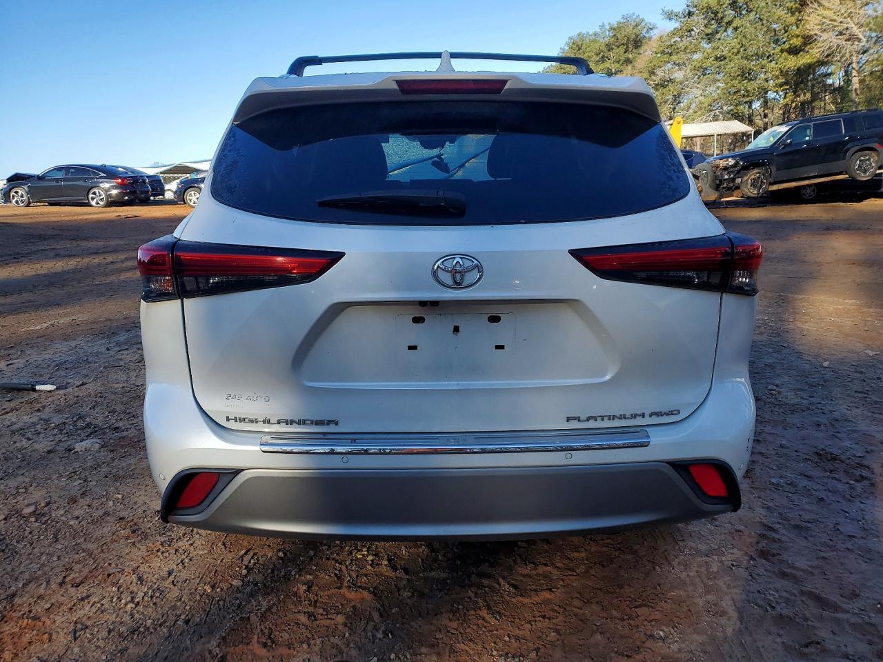2021 Toyota Highlander Platinum - Фото 6