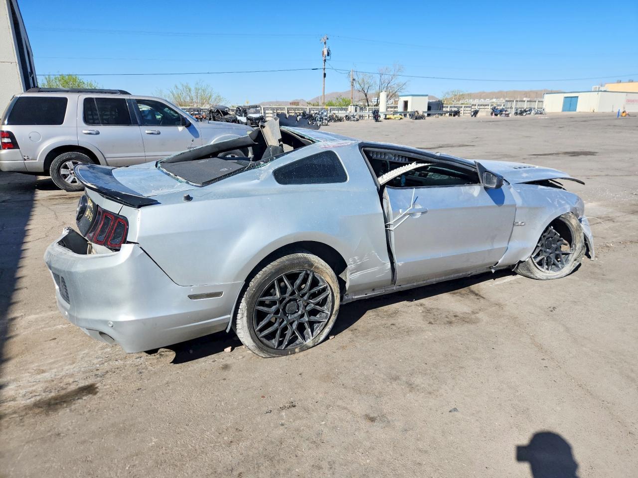 2014 Ford Mustang Gt - Фото 3