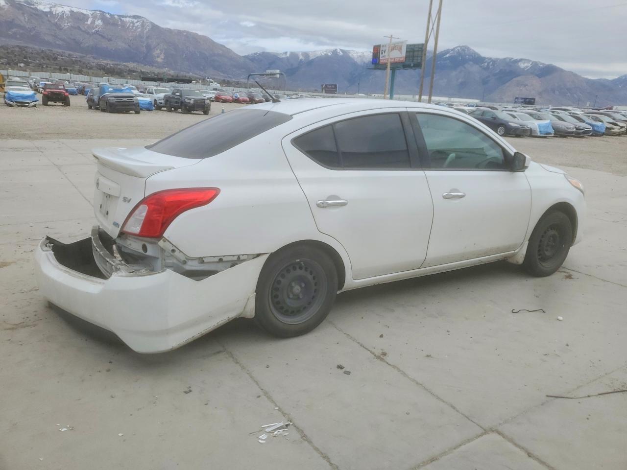 2016 Nissan Versa 1.6 Sv - Фото 3