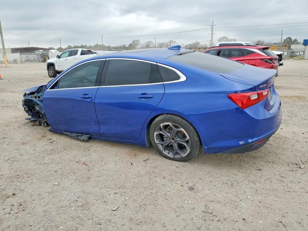 2023 Chevrolet Malibu Lt - Фото 2