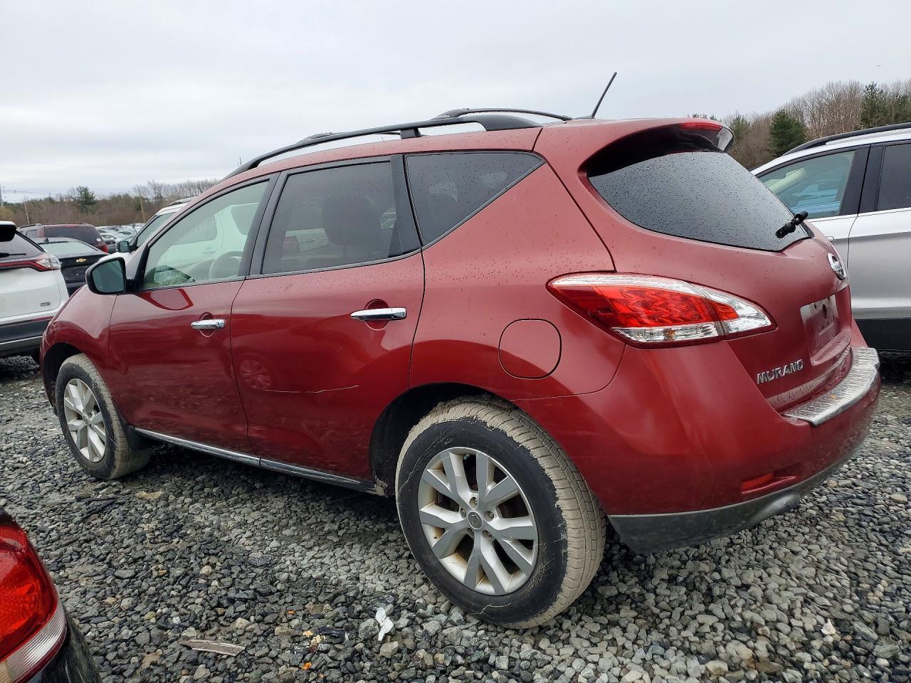 2011 Nissan Murano S - Image 2