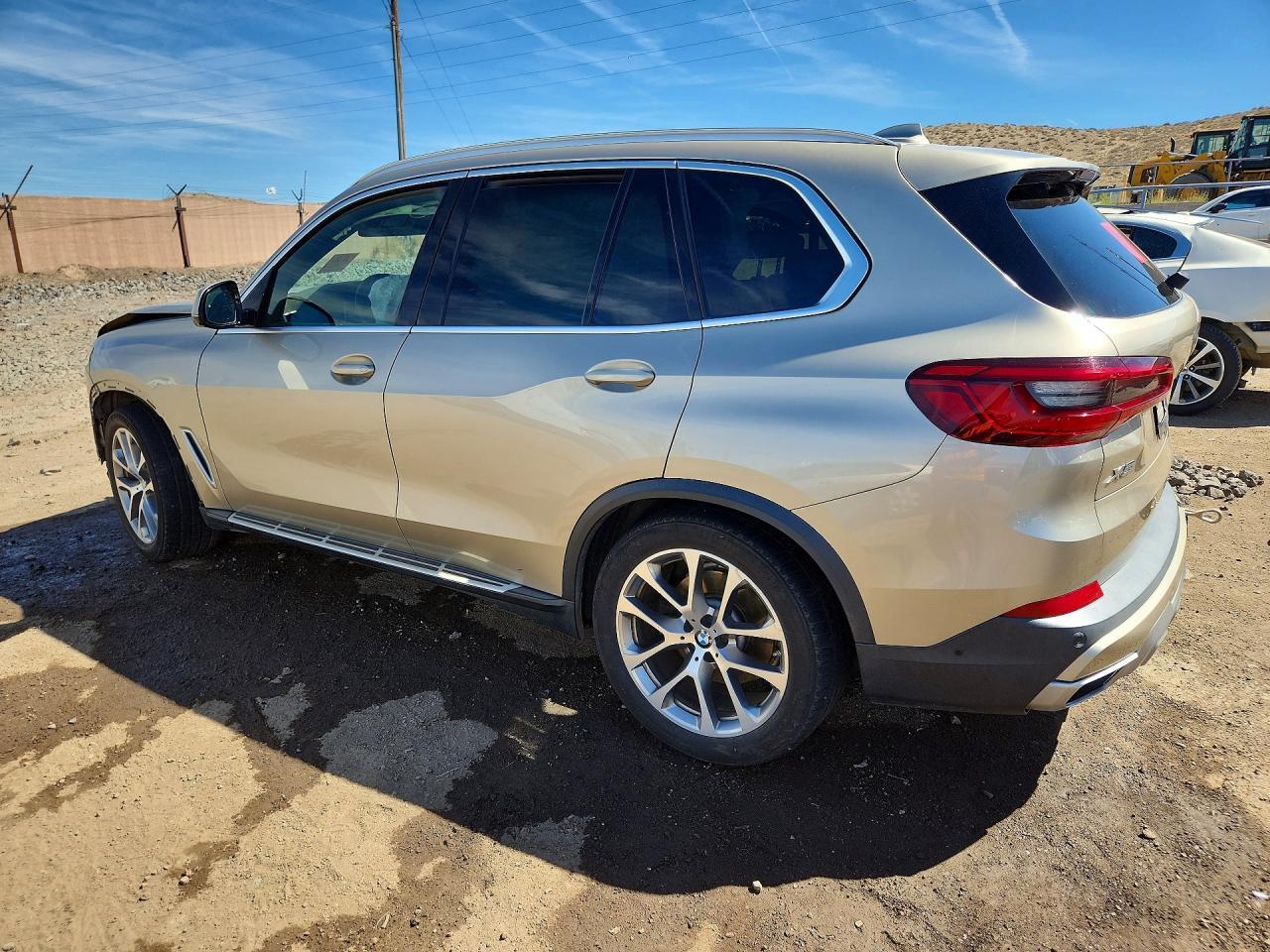 2019 BMW X5 xDrive50I - Image 2