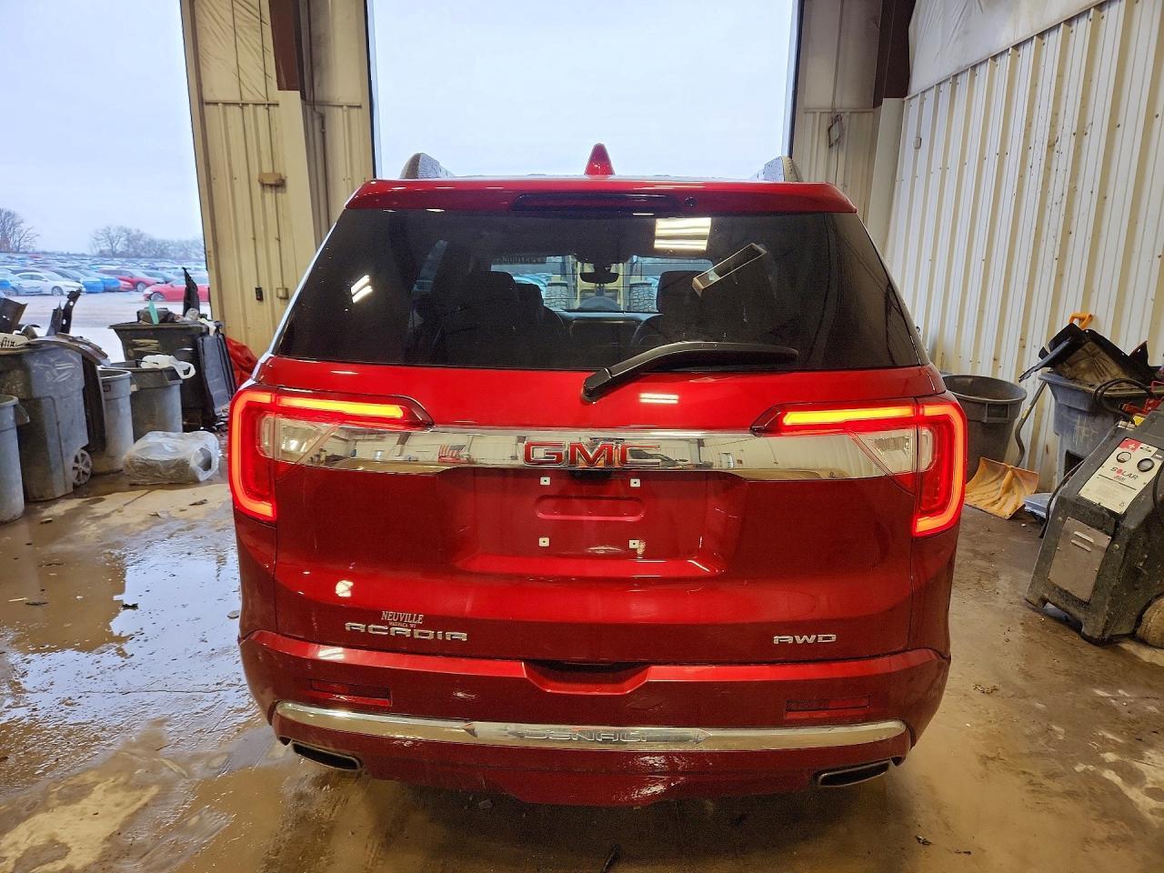 2022 GMC Acadia Denali - Фото 6