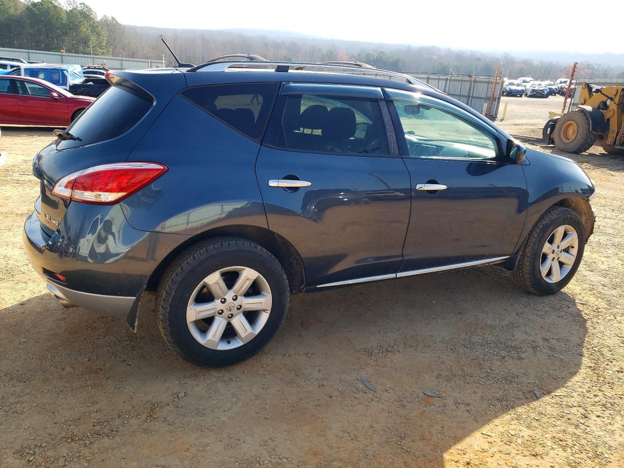 2011 Nissan Murano S - Image 3