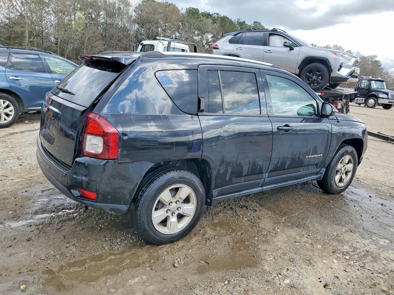 2015 Jeep Compass Sport - Фото 3