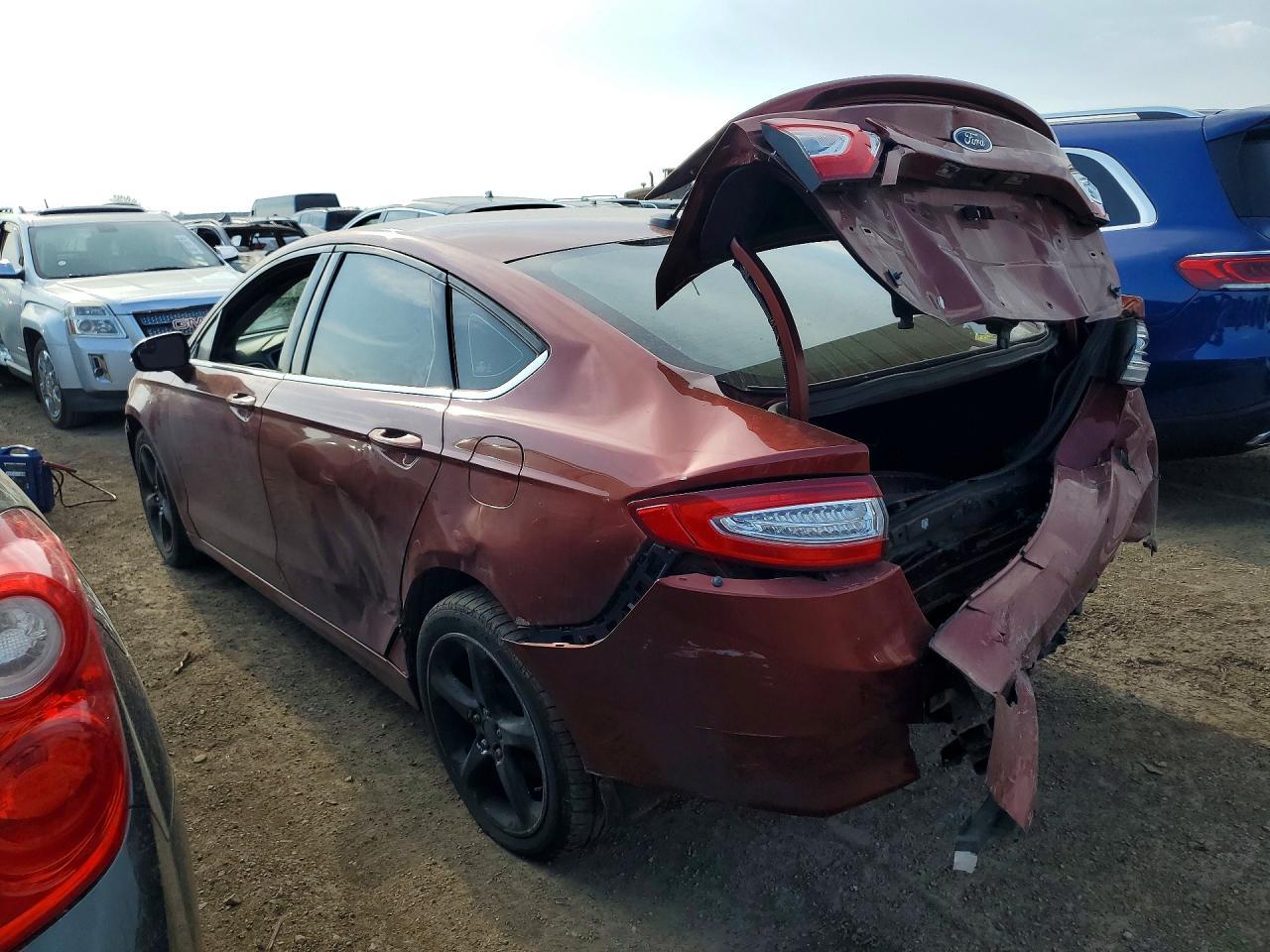 2014 Ford Fusion Se - Фото 2
