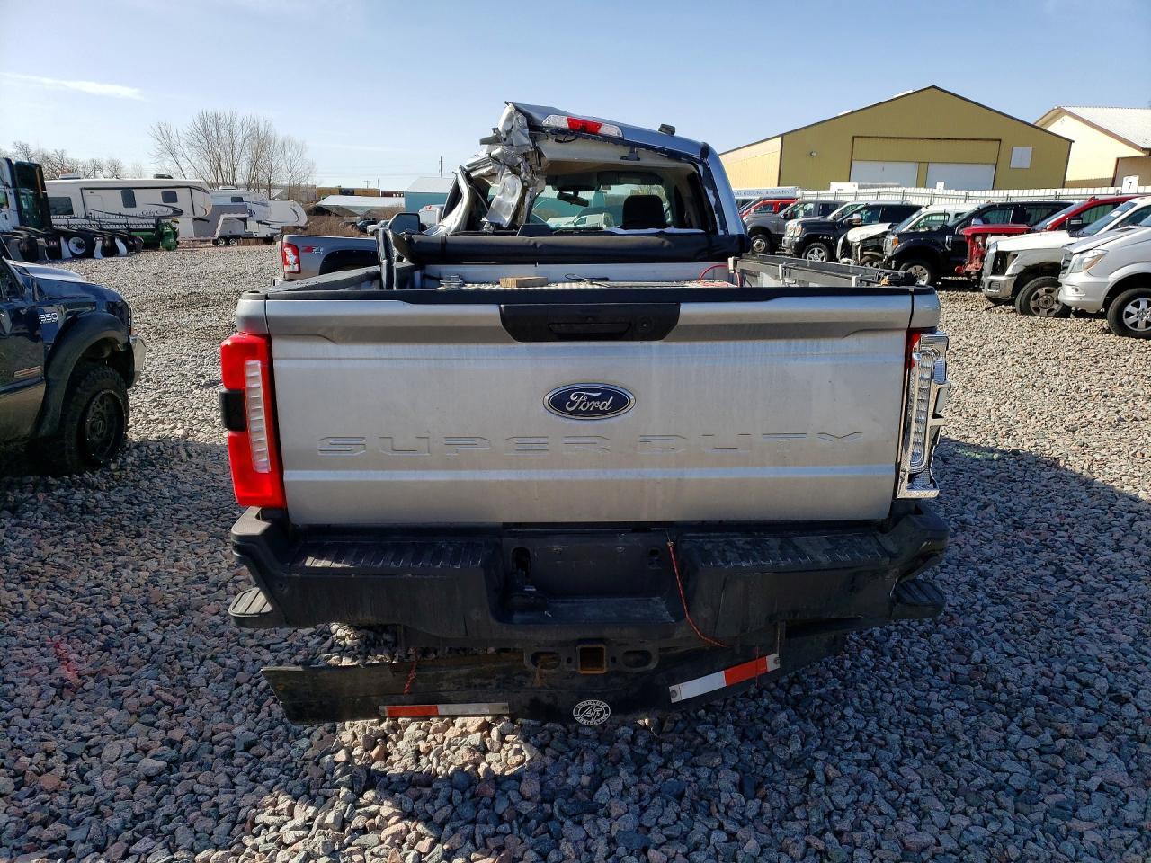 2024 Ford F350 - Image 6