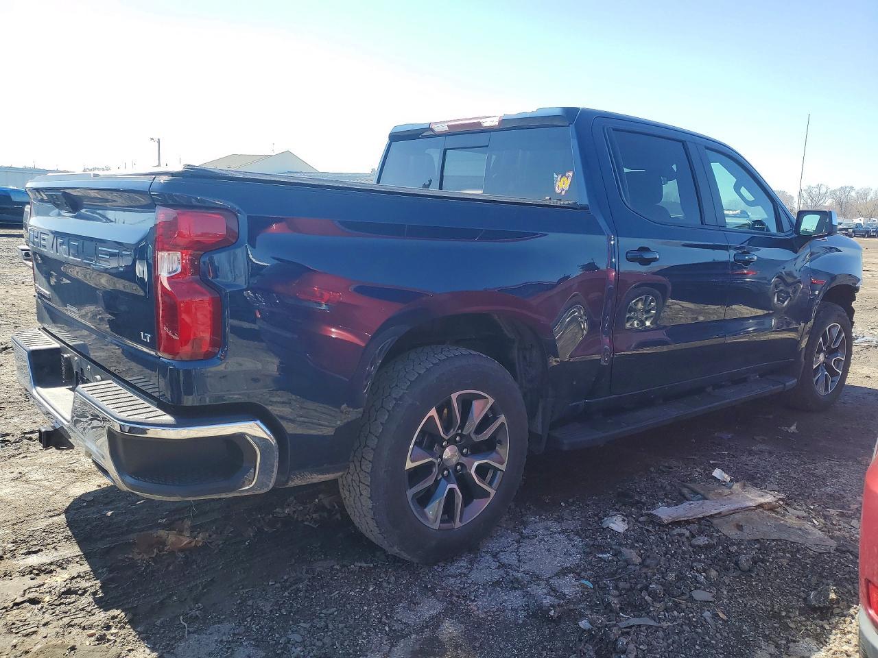 2023 Chevrolet Silverado K1500 Lt - Фото 3