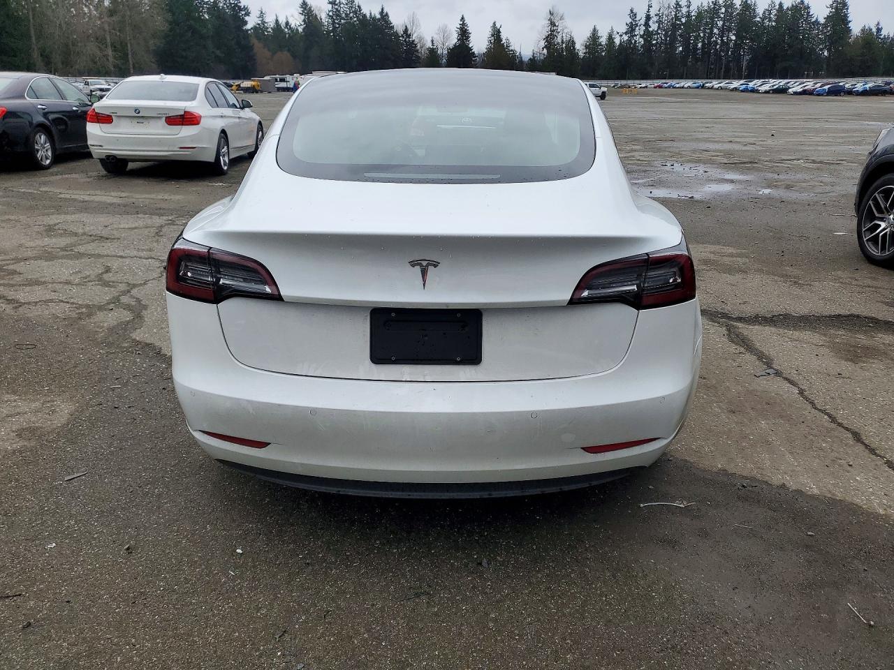 2021 Tesla Model 3 - Image 6