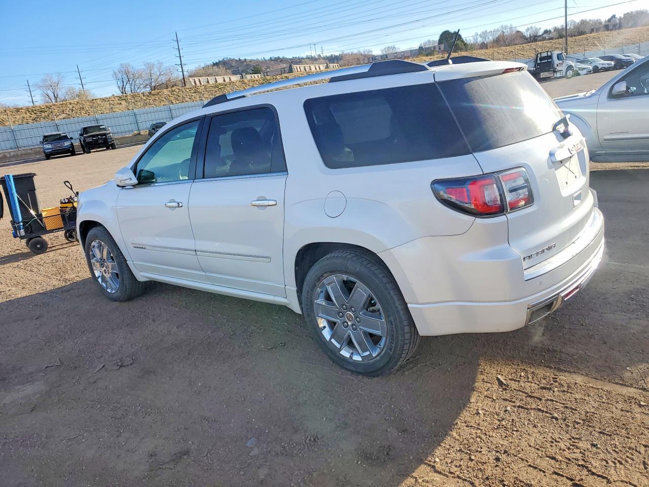2016 GMC Acadia Denali - Фото 2