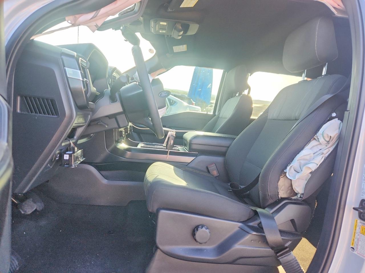2025 Ford F150 Stx - Фото 7