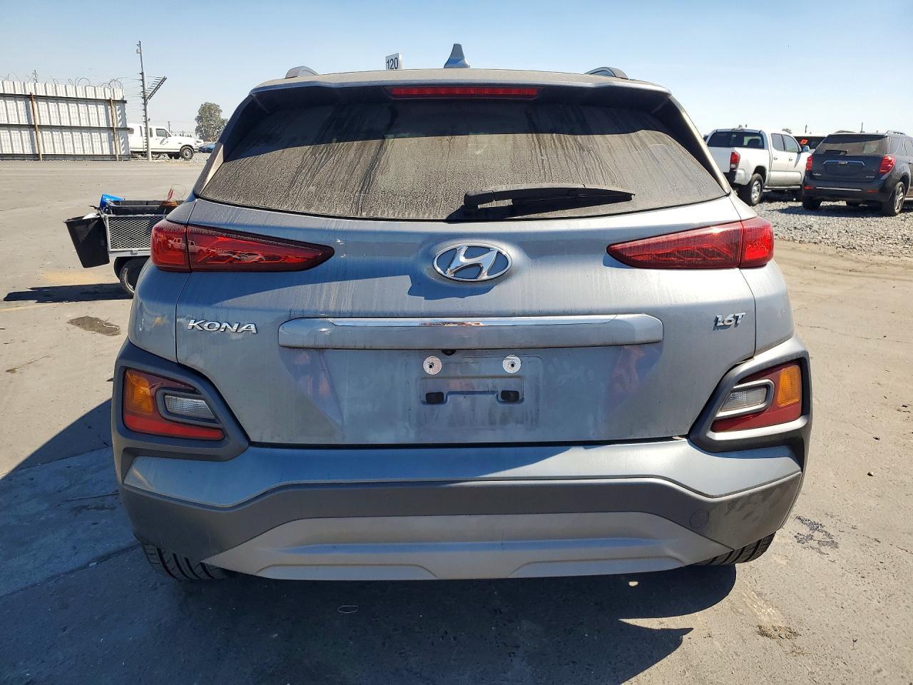 2021 Hyundai Kona Limited - Image 6