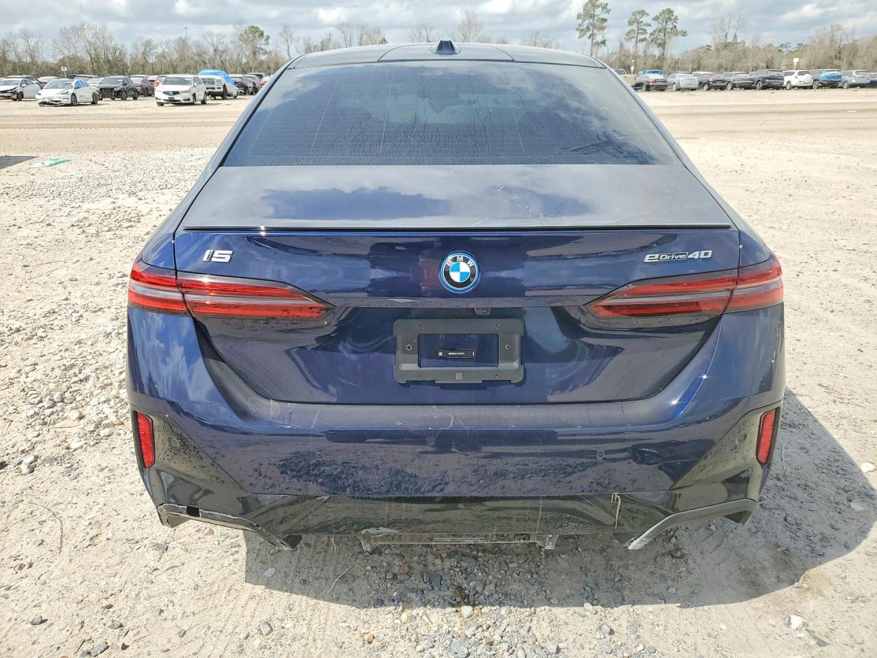 2026 BMW I5 Edrive 40 - Image 6