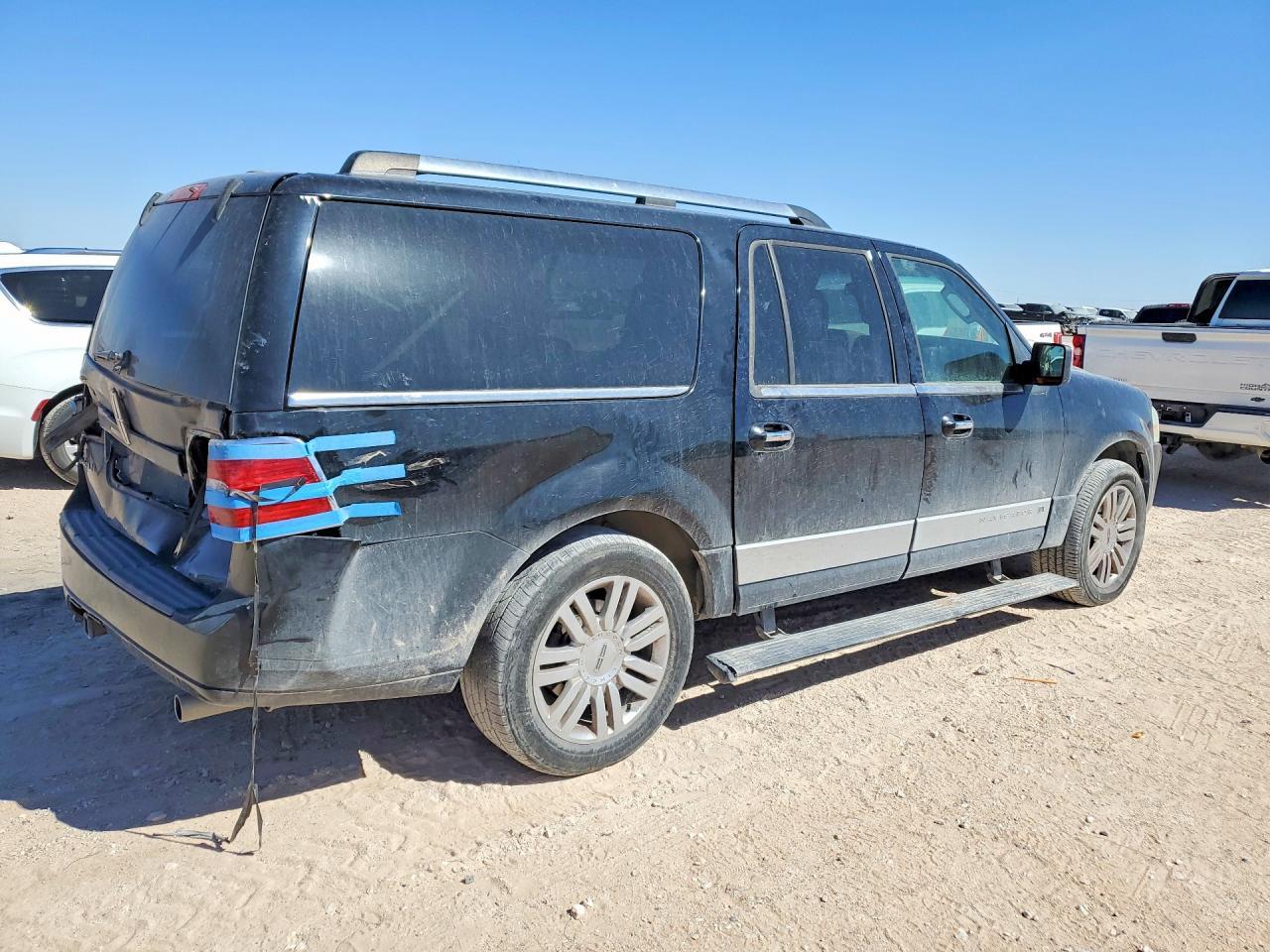 2008 Lincoln Navigator L - Фото 3