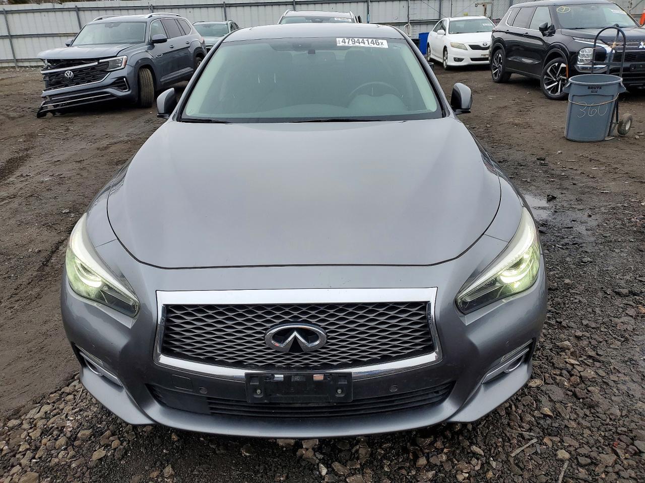 2017 Infiniti Q50 2.0T Premium - Image 5