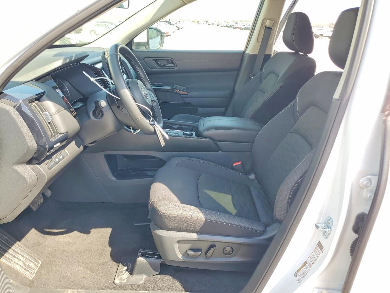 2025 Nissan Pathfinder Sv - Фото 7