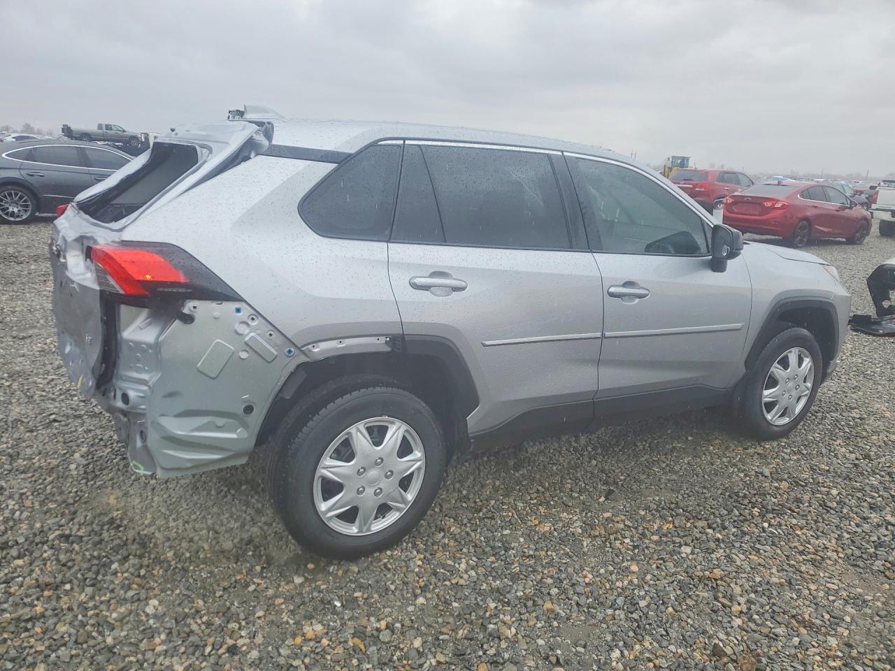 2023 Toyota Rav4 Le - Фото 3