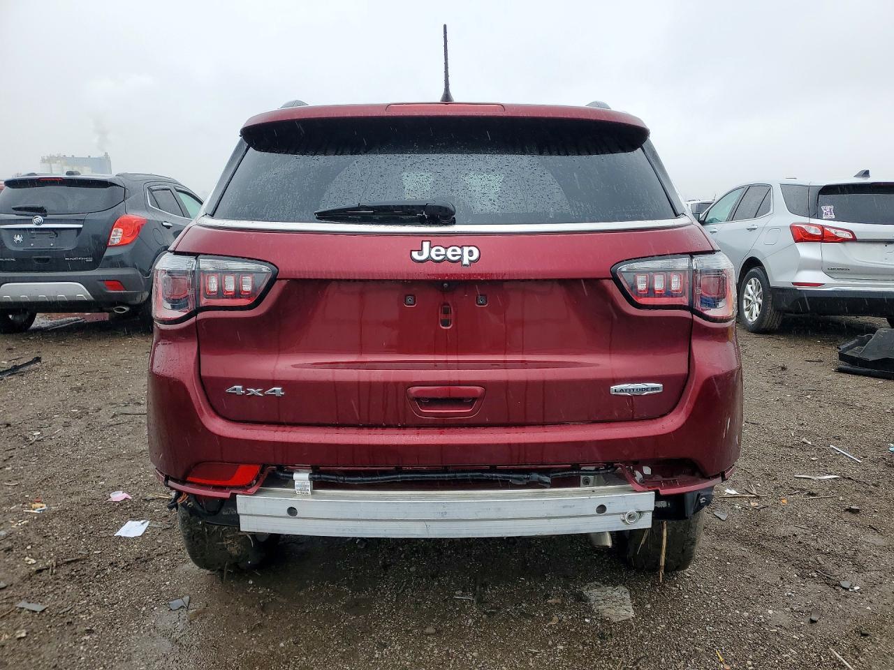2022 Jeep Compass Latitude Lux - Фото 6