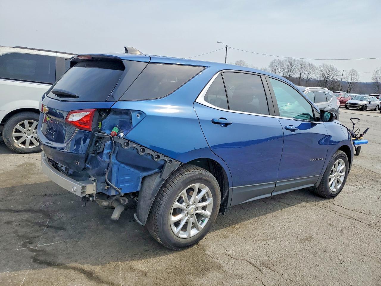2021 Chevrolet Equinox Lt - Фото 3
