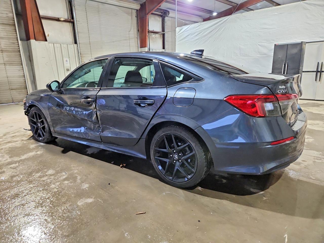 2023 Honda Civic Sport - Фото 2