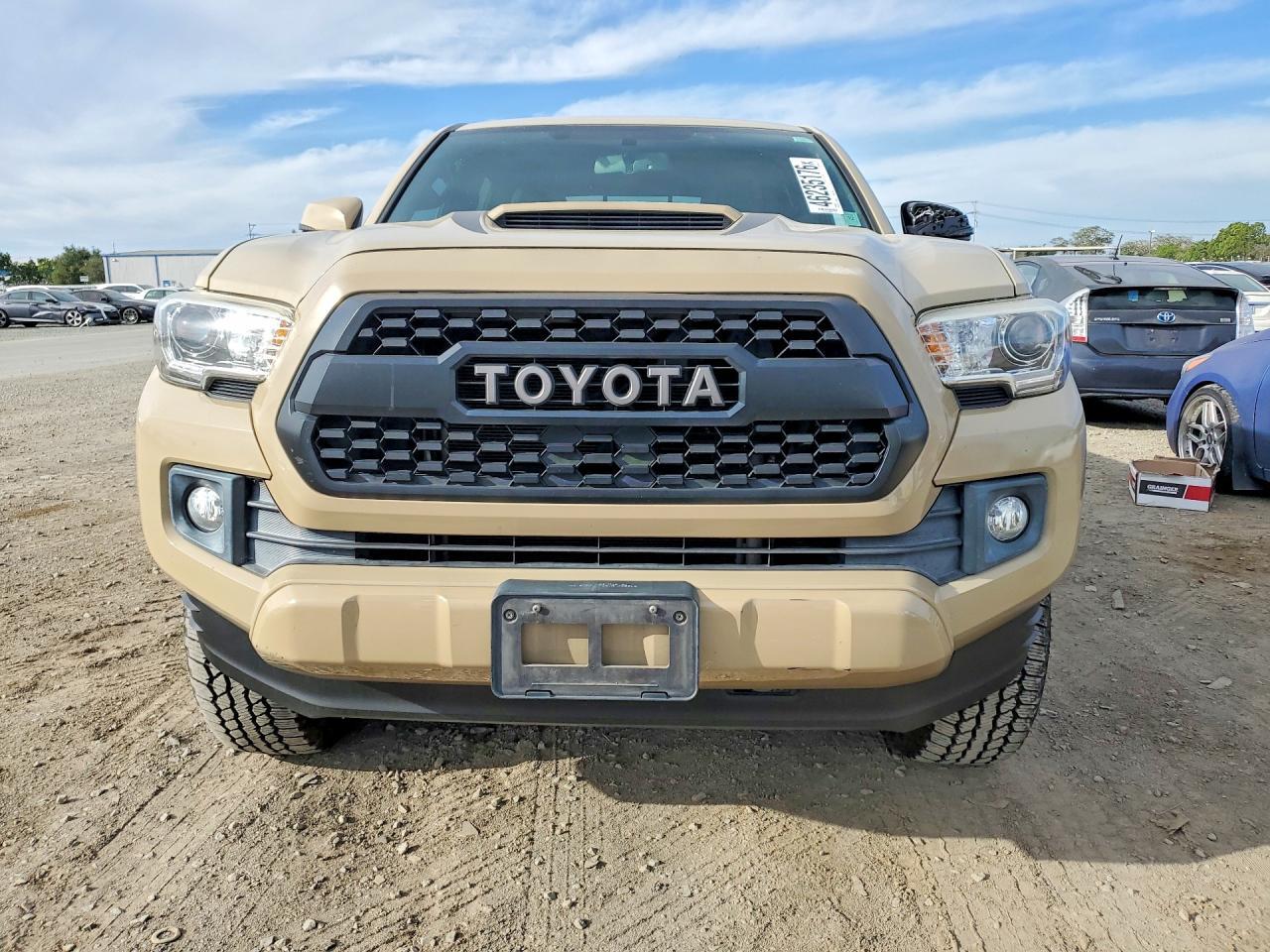 2017 Toyota Tacoma Trd Sport - Фото 5