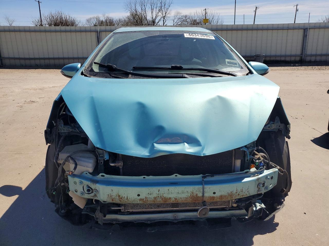 2013 Toyota Prius C One - Image 5