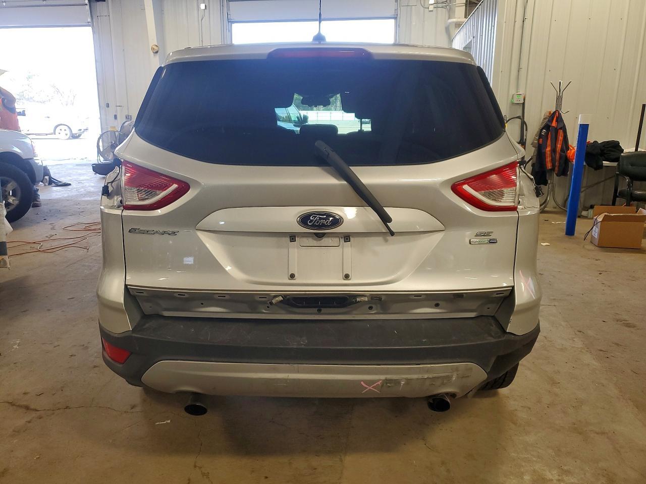 2016 Ford Escape Se - Фото 6