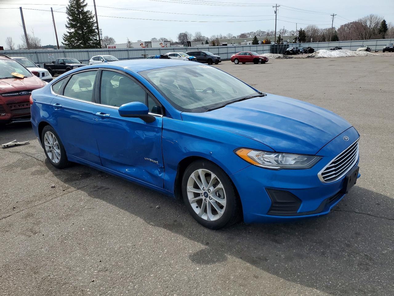 2019 Ford Fusion Se - Фото 4