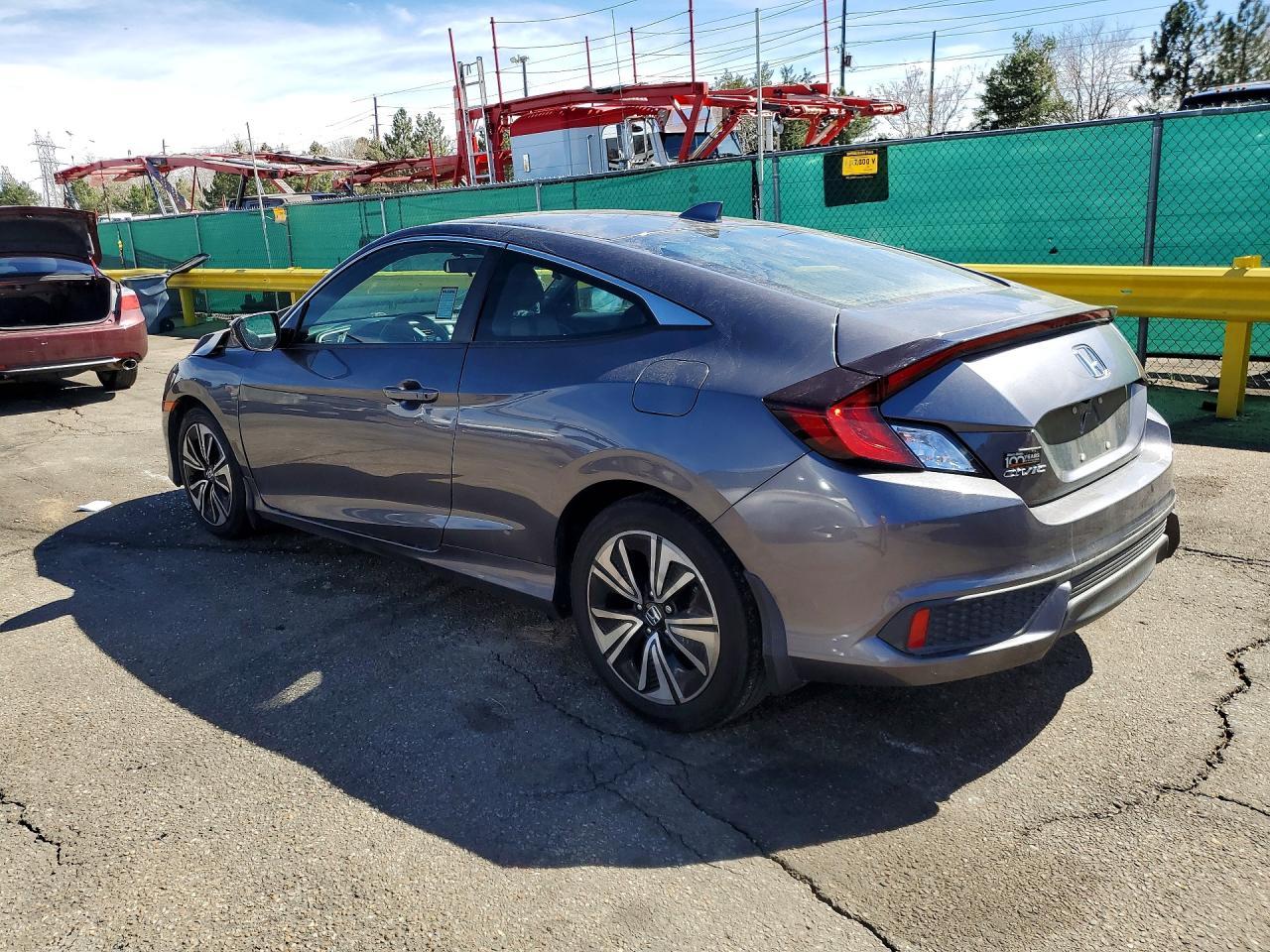 2016 Honda Civic - Фото 2