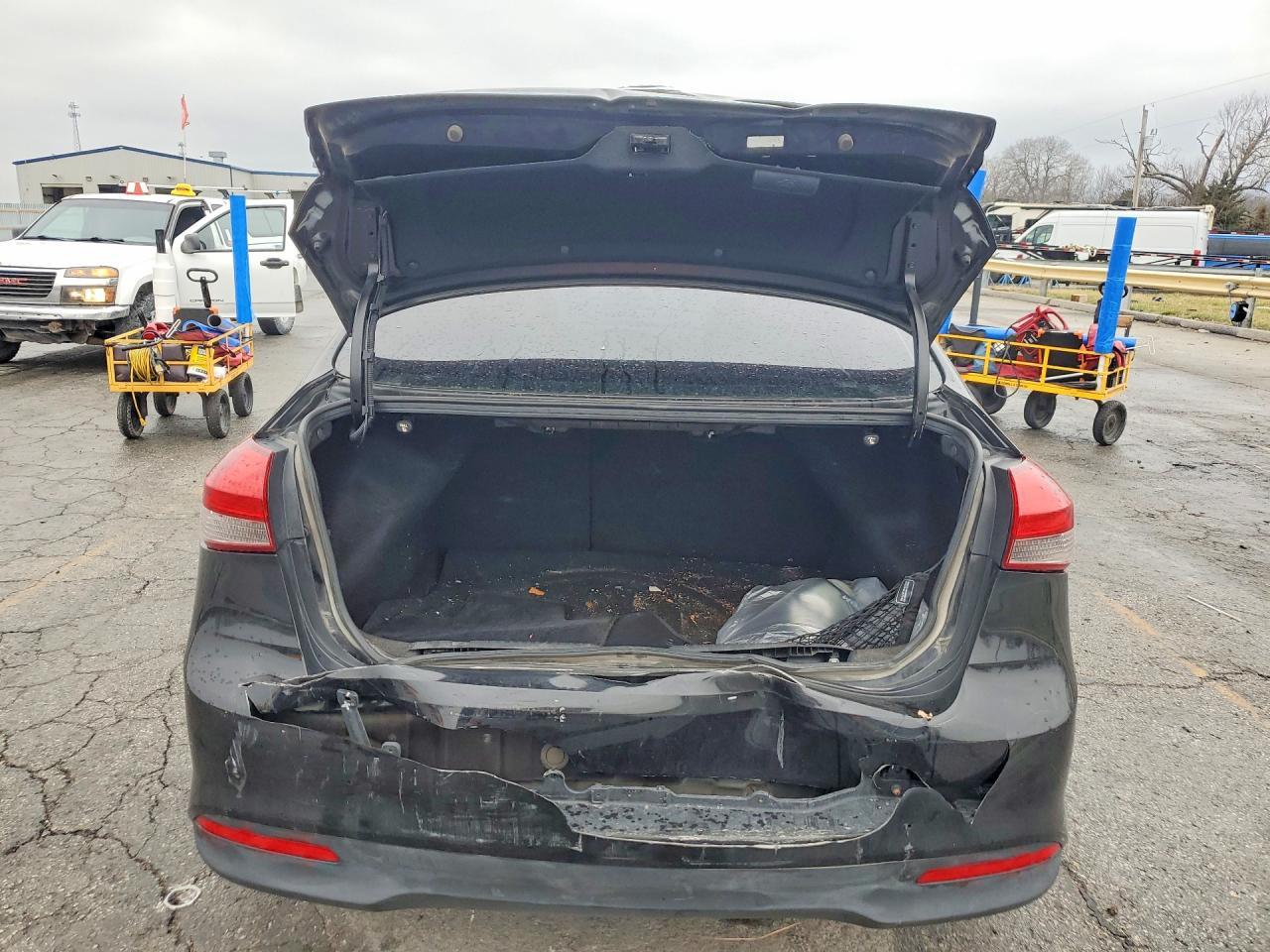 2017 Kia Forte Lx - Image 6