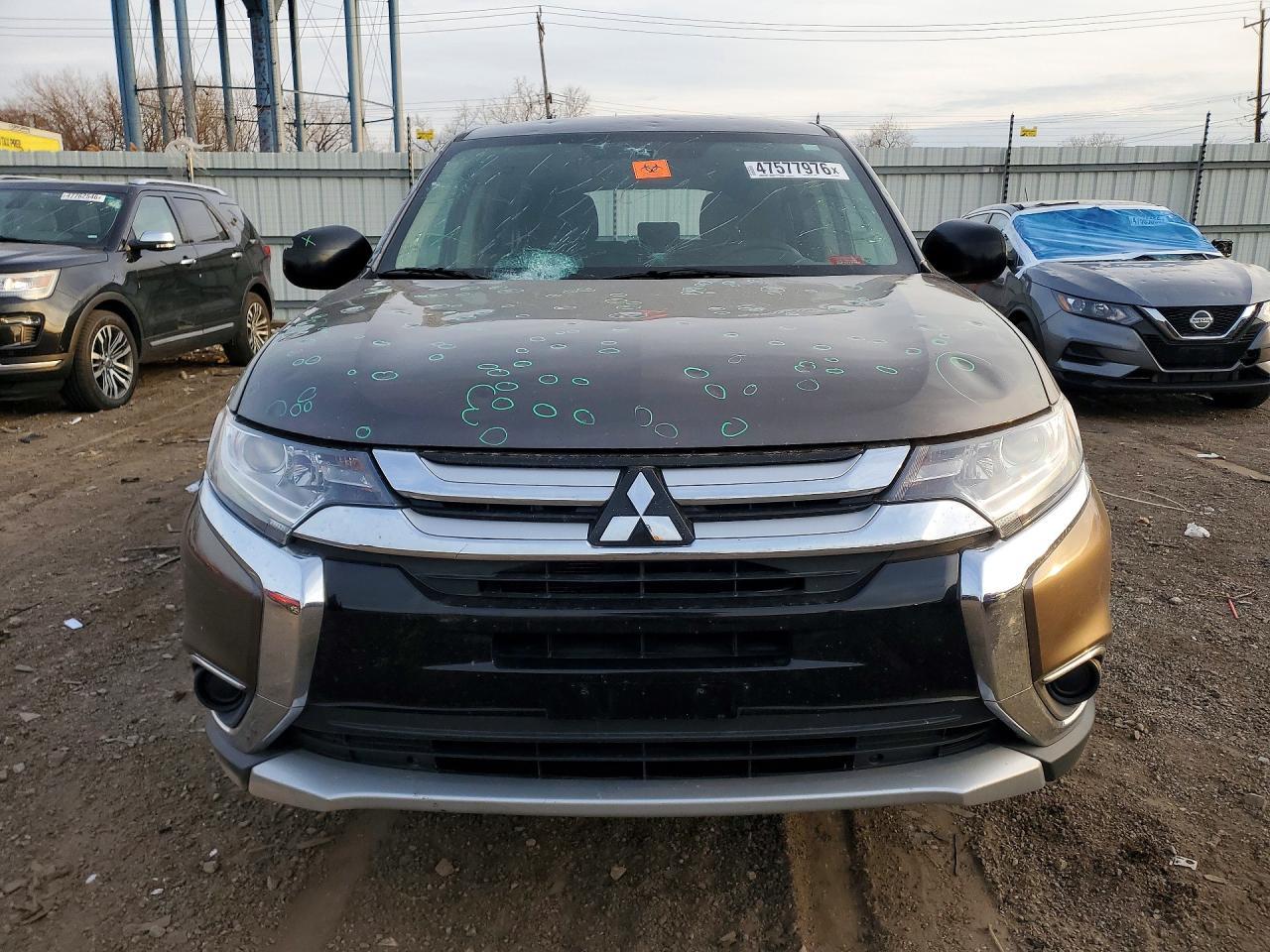 2018 Mitsubishi Outlander Se - Фото 5
