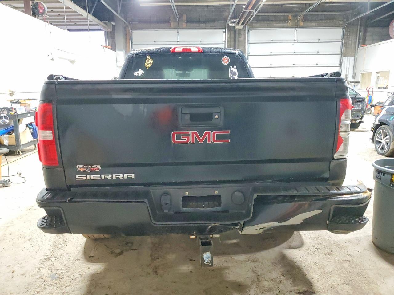 2017 GMC Sierra K1500 - Фото 6