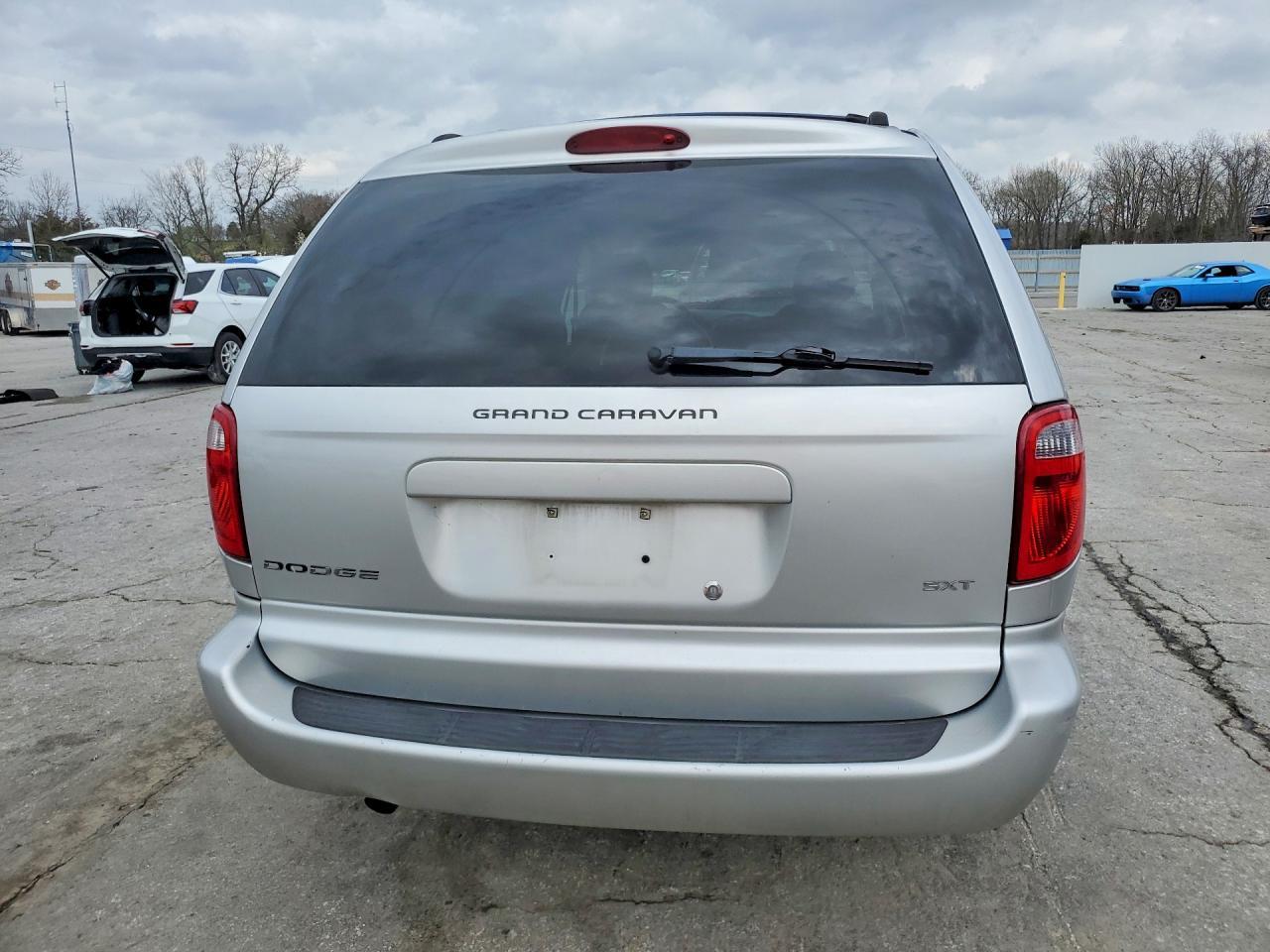 2006 Dodge Grand Caravan Sxt - Фото 6