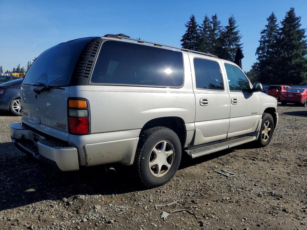 2005 GMC Yukon Xl Denali - Image 3