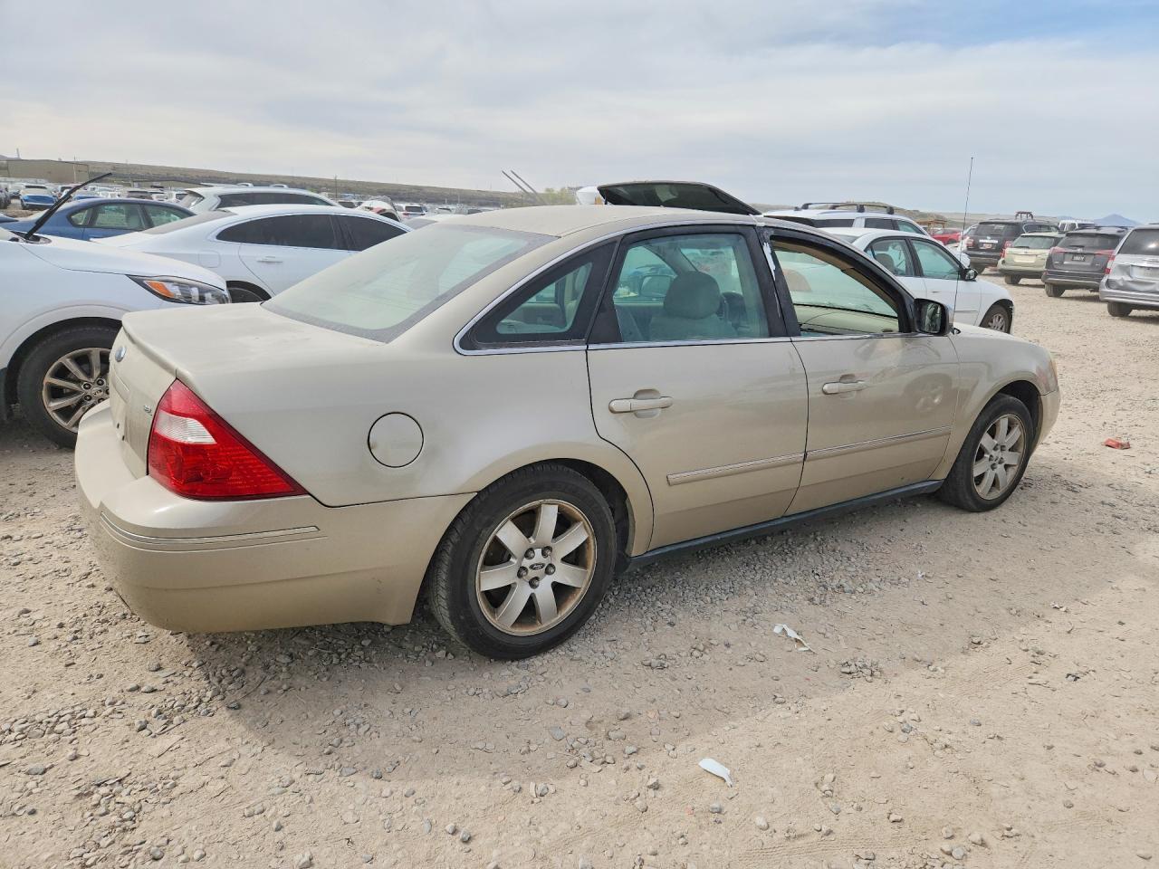 2006 Ford Five Hundred Sel - Image 3
