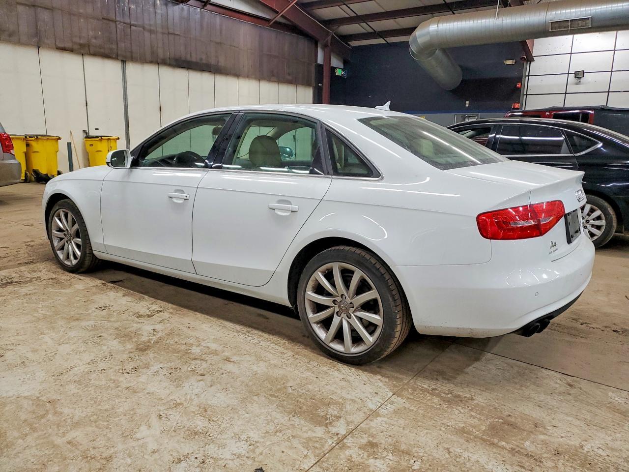 2013 Audi A4 Premium Plus - Фото 2