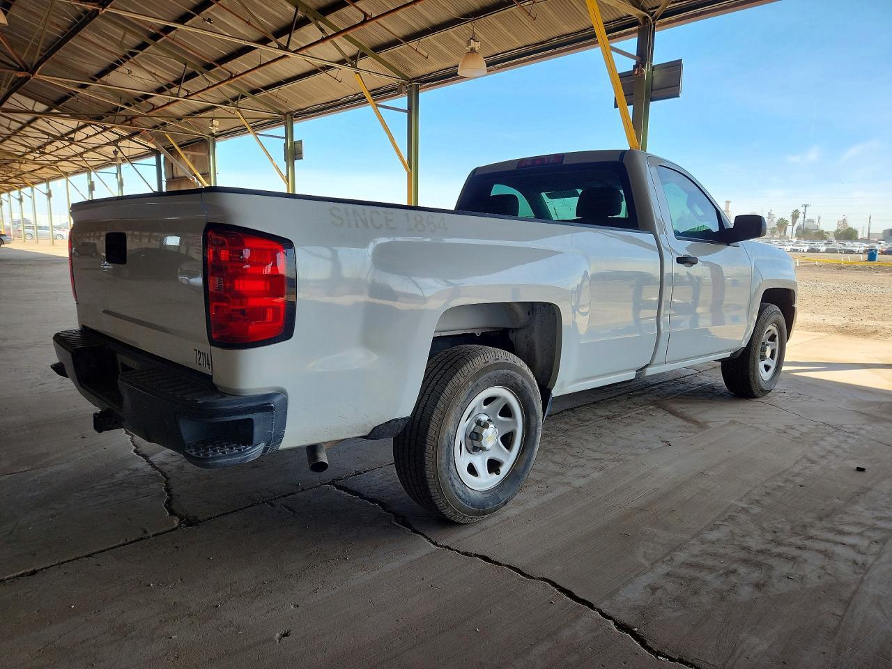 2016 Chevrolet Silverado C1500 - Image 3